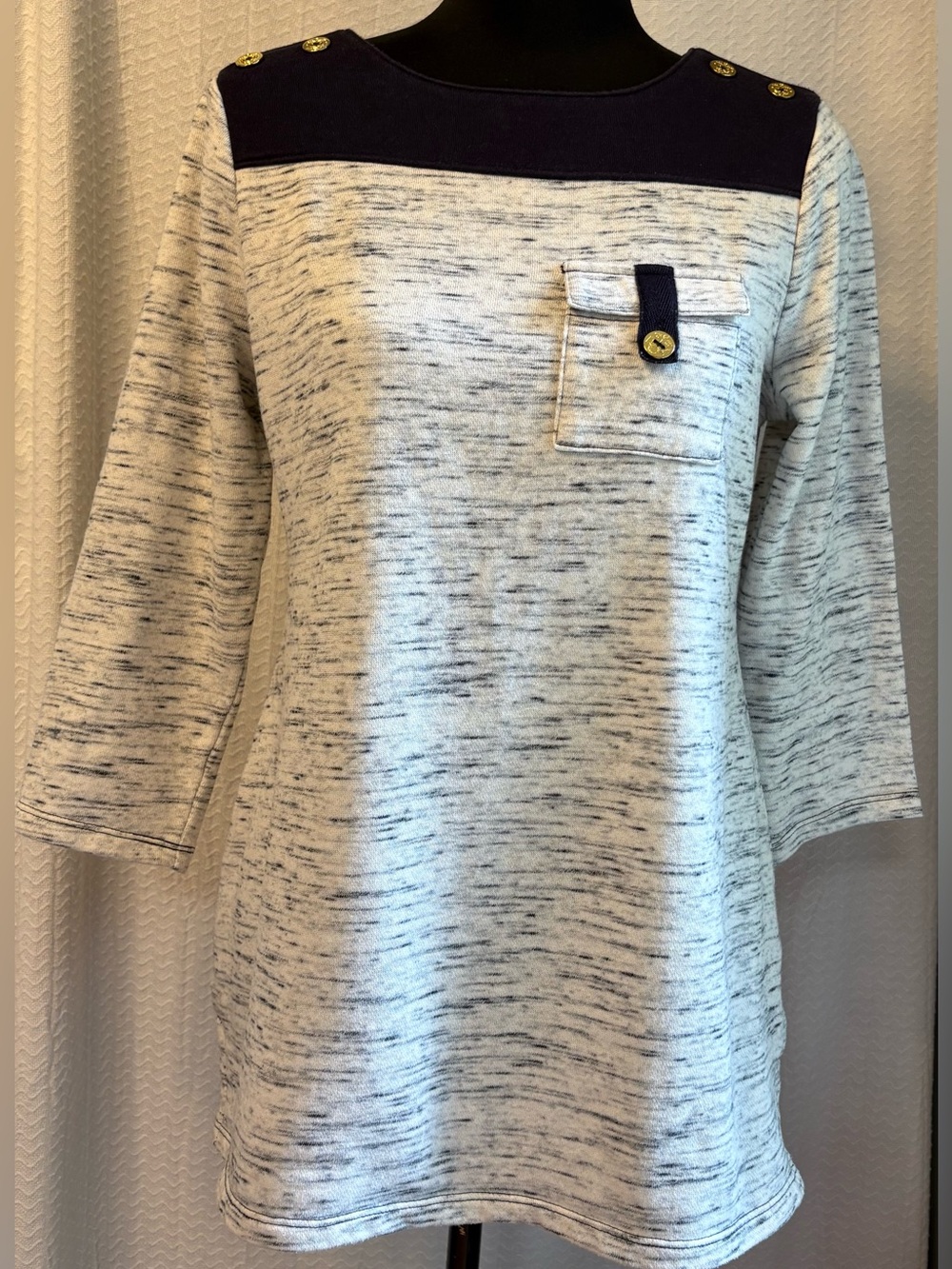 Charter Club Nautical Style Heathered White & Navy Blue Knit Top   Size M